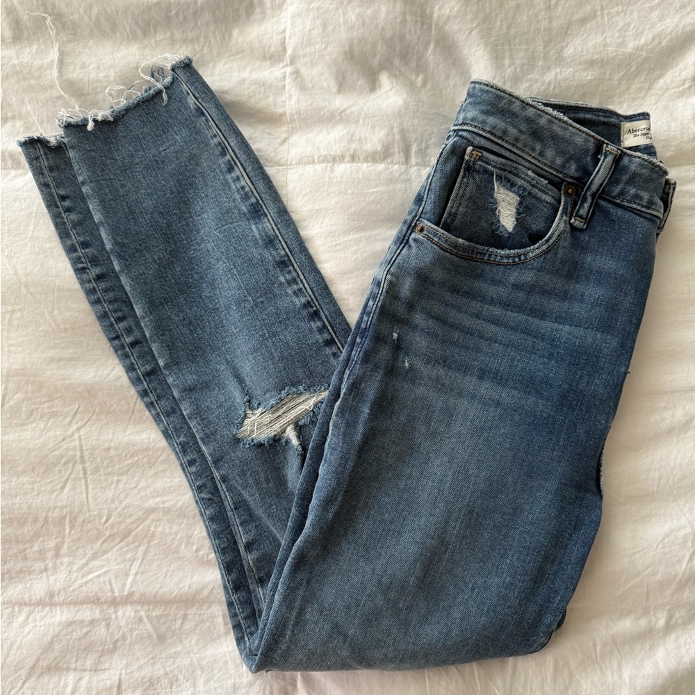 Abercrombie & Fitch Blue Distressed Skinny Jeans